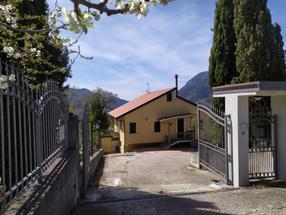 VILLA IN CERRETO SANNITA in Vendita